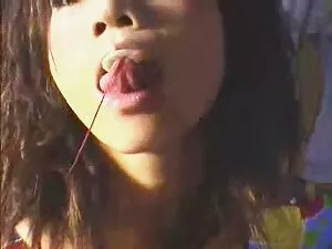 吸い込まれ、癌と穴をフレーム キス 動画 ...