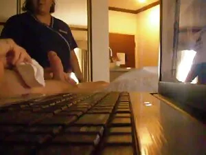 Shakes彼女のお尻ときそれ'sハード ...